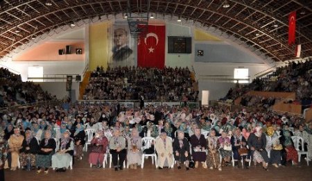 Balıkesir'de sekiz ayda 12 bin 500 kişi Kur'ân öğrendi