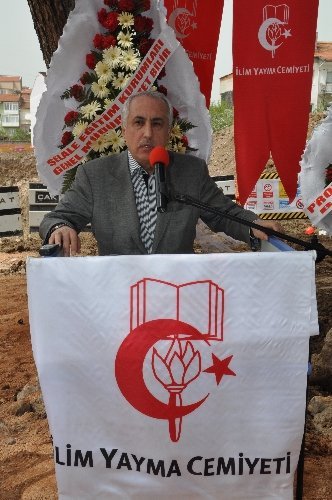 Balıkesir'de yapılacak öğrenci yurdunun temeli dualarla atıldı