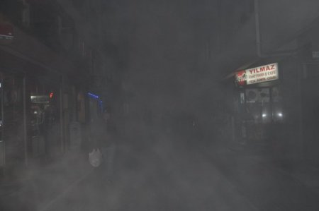 Balıkesir'de yoğun sis görüş mesafesini 10 metreya kadar düşürdü