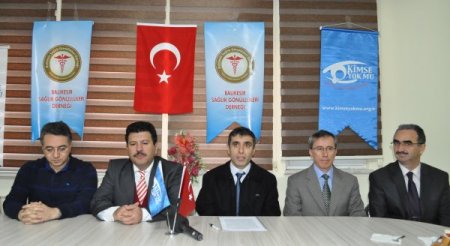 Balıkesir'den Beş Gönüllü Doktor Somali'de 17 Gün Sağlık Hizmeti Verecek