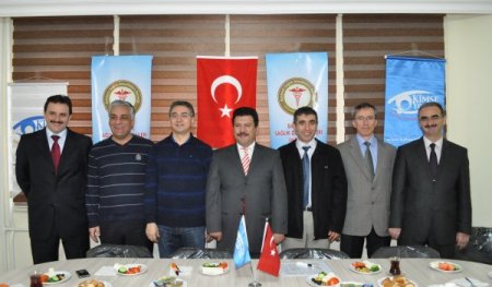 Balıkesir'den Beş Gönüllü Doktor Somali'de 17 Gün Sağlık Hizmeti Verecek