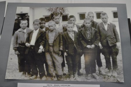 Balıkesir'in 150 yıllık eğitim tarihi fotoğraflarla sergileniyor