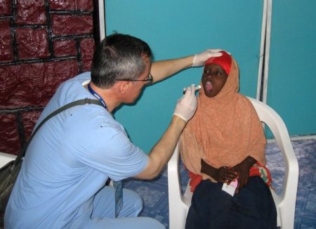 Balıkesirli gönüllü doktorlar Somali'ye gidiyor
