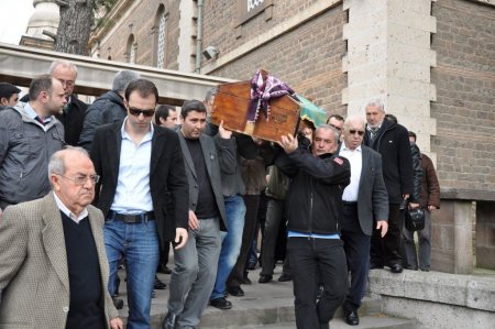 Balıkesirli hayırsever Firdevs Hattatoğlu toprağa verildi