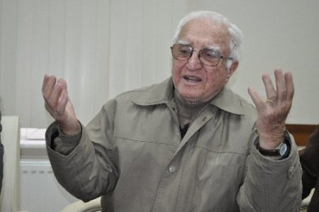 Balıkesirli hayırseverin 'Allah bürokrasiye düşürmesin' isyanı