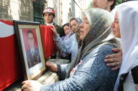 Balıkesirli Şehit Teğmen Süleyman Özoğlu Dualarla Uğurlandı