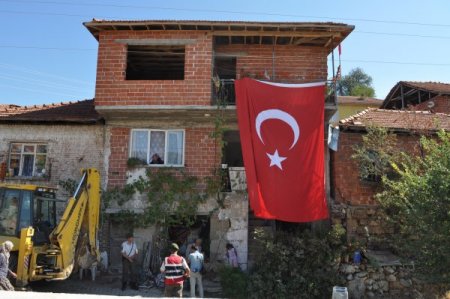 Balıkesirli şehit uzman onbaşı Kurban Bayramı'nda nişanlanacaktı (2)