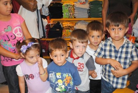 Balıkesirli üniversiteliler 'Kır Çiçekleri' için destek bekliyor