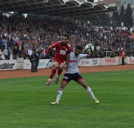 Balıkesirspor: 2 - İskenderun Demir Çelikspor: 0