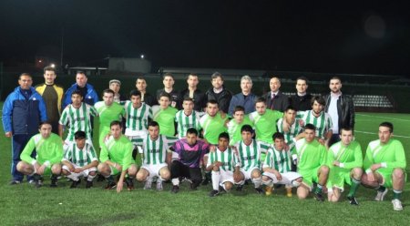 Balkan karmasıyla Roman sporcular dostluk maçı yaptı