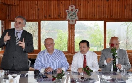 Balkanlıoğlu: Birlik ve beraberlik muhafaza edilirse memleketin itibarı artar