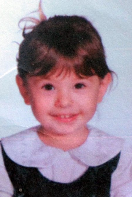 Balkondan düşen minik Eylül için 18 günde oyun sahnelediler