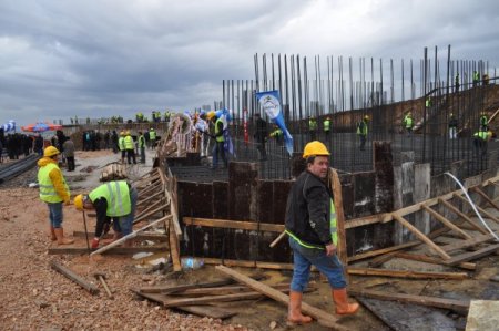 Bandırma Zümrüt Koleji'nin yeni binasının temeli atıldı