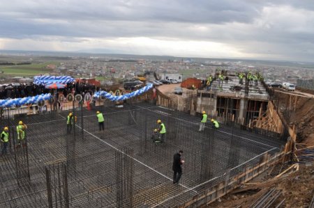Bandırma Zümrüt Koleji'nin yeni binasının temeli atıldı