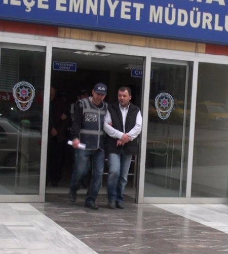 Bandırma'da 8 bin 850 liralık sahte para ele geçirildi