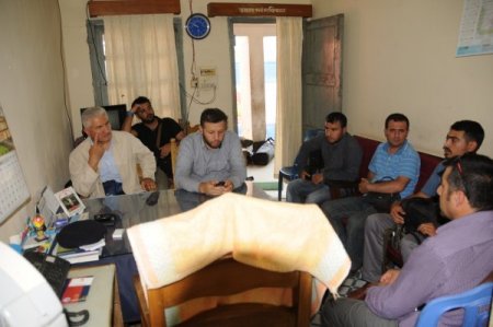 Bangladeş polisi, yardımların mülteci kamplarına ulaşmasını engelliyor