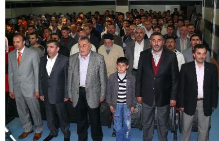 Bank Asya'nın Kurucu Üyesi Erol Gençlikte Eğitimin Önemini Anlattı