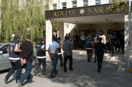 Banka Soyguncuları Kdh'li Teröristler Çıktı
