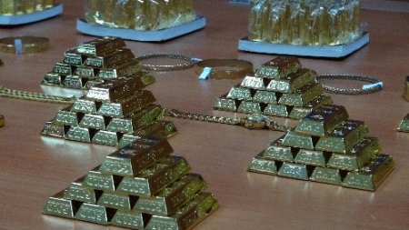 Bankadan para çeken yaşlılara külçe altın tuzağı