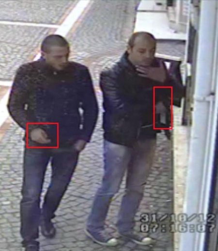 Bankamatiğe kopyalama düzeneği kuran Bulgarlar sınırda yakalandı