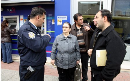 Bankamatikteki ‘Dolandırılıyorsunuz’ uyarısına rağmen 6 bin TL yatırdı