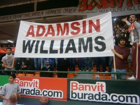 Banvit, Lance Williams’ı unutmadı