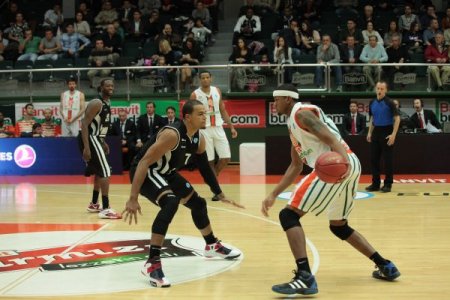 Banvit - Buducnost Voli maçı 16 Ocak Çarşamba günü oynanacak