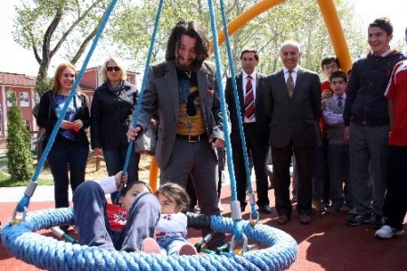 Barış Manço Çocuk Parkı açıldı