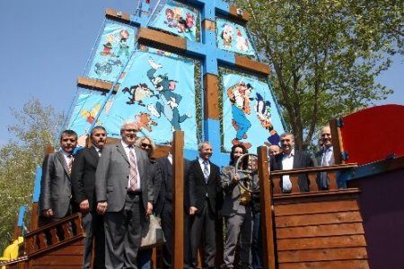 Barış Manço Çocuk Parkı açıldı