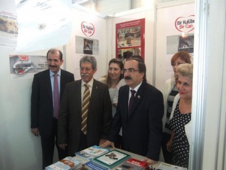 Barışık ve Sürenkök’ten 20’şer köpek kulübesi sözü