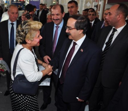 Barışık ve Sürenkök’ten 20’şer köpek kulübesi sözü