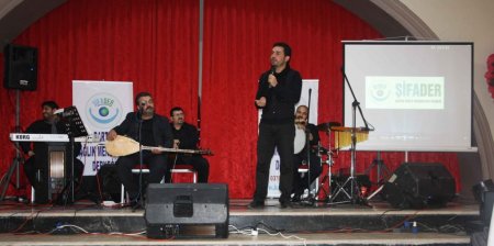 Bartın ŞİFADER sağlık çalışanlarını şiirli türkülü yemekte buluşturdu