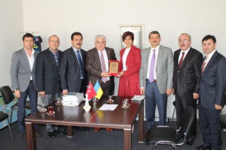 Bartın Ticaret ve Sanayi Odası üyeleri Kiev’e iş gezisi düzenledi