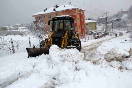 Bartın’da okullar Cuma günü de tatil