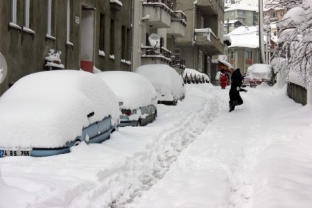 Bartınlı Öğrenciler, Kar Nedeniyle Yarın Karnelerini Alamayacak
