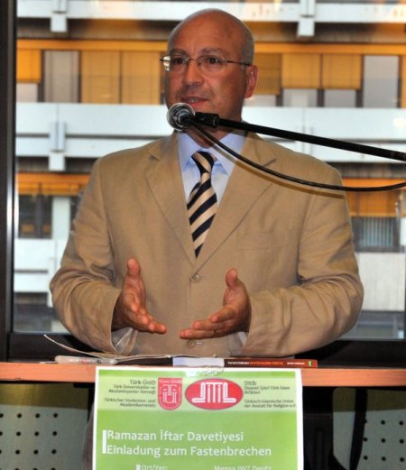 Basa: Gurbetçinin İşçi Yurtlarında Başlayan Hikayesi, Bugün Parlamentolarda