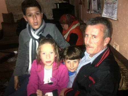 Başakşehir Belediyesi, Filistinli Ahed Tamimi’yi babasına kavuşturdu