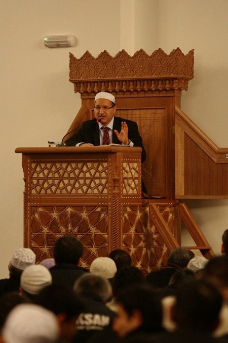 Başakşehir Belediyesi Mevlüt Kandili’ni cami programlarıyla kutladı