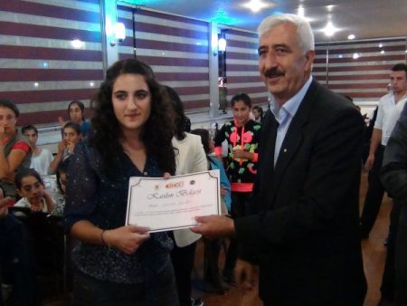 Başarılı kursiyerlere sertifikaları verildi