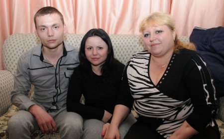 Başbakan Erdoğan, Anne İle Kızını Buluşturdu