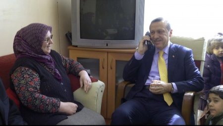 Başbakan Erdoğan, Çay Davetini Geri Çevirmedi