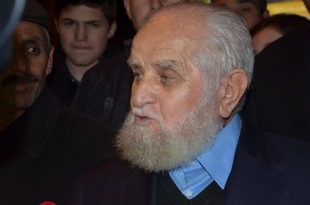 Başbakan Erdoğan, Eskişehir’in kanaat önderinden çözüm süreci için dua istedi