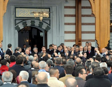 Başbakan Erdoğan, havalimanında cami açılışı yaptı