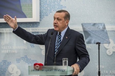Başbakan Erdoğan, İslam dünyasına Kırım’dan seslendi