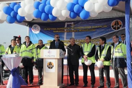 Başbakan Erdoğan, İzmit Körfez geçişi köprüsünün ilk ayağının temelini attı