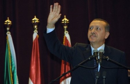 Başbakan Erdoğan, Kahire Üniversitesi’nde konuşma yaptı