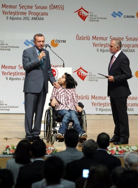 Başbakan Erdoğan, Özürlü Memur Kurasını Çekti