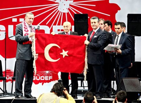 Başbakan Erdoğan: Ak Parti'yi Millet Kurdu; İstikametini Belirleyecek De Sadece Millettir