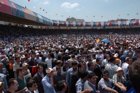 Başbakan Erdoğan: Bahçeli, Oynan Oyunu Görmeli, Demokrasiye Destek Vermeli