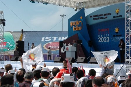 Başbakan Erdoğan: Bahçeli, Oynan Oyunu Görmeli, Demokrasiye Destek Vermeli